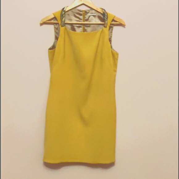 Tahari Dresses & Skirts - Tahari dress